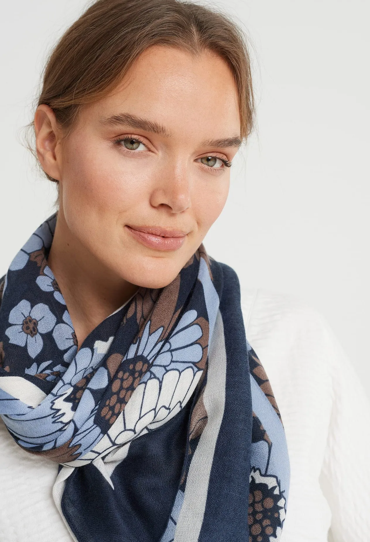 Agrani Scarf