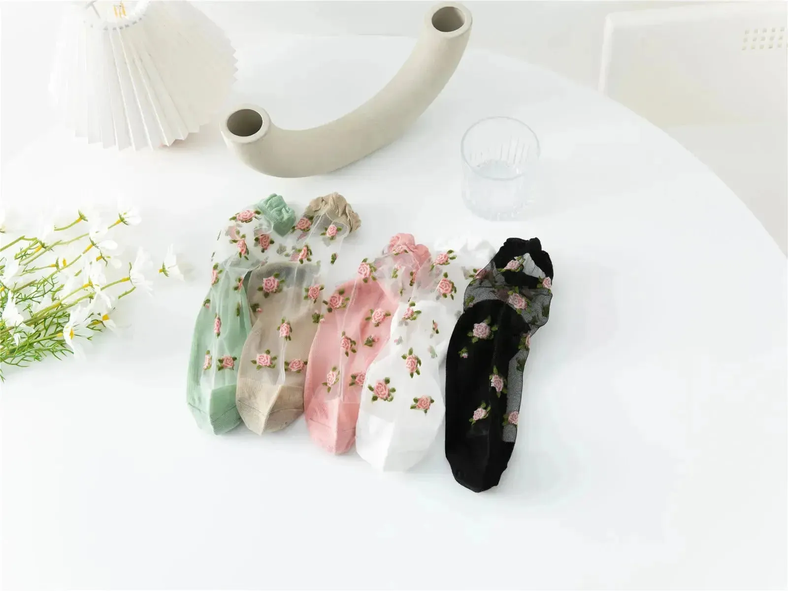 Delicate Vintage Floral Lace Ruffle Socks with Crystal Silk for Women and Girls – Kawaii Harajuku Style Crew Socks