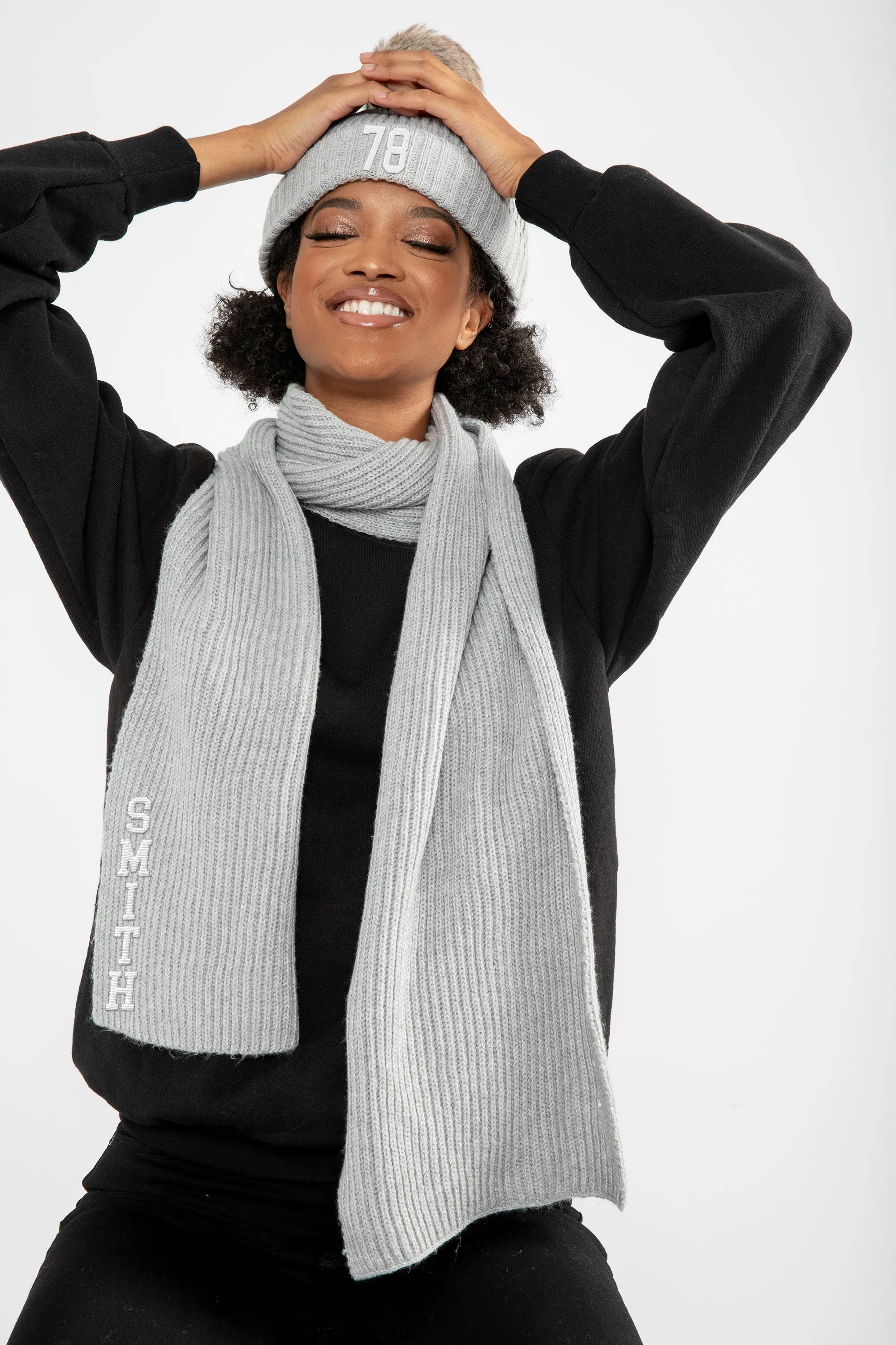 Scarf in Grey
